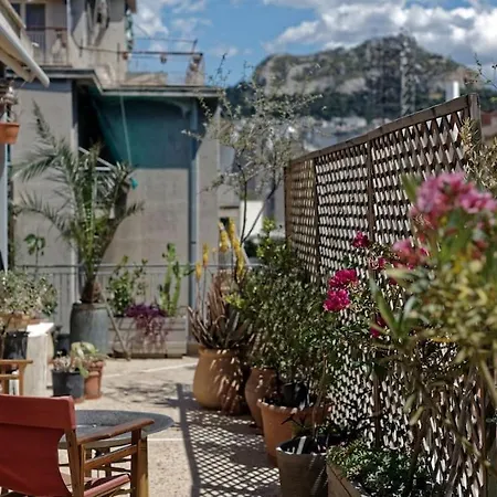 Noir: 1920s Vibe On The East Mediterranean Apartmán Atény